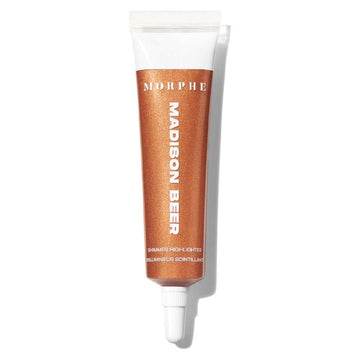 Madison Beer Shimmer Highlighter